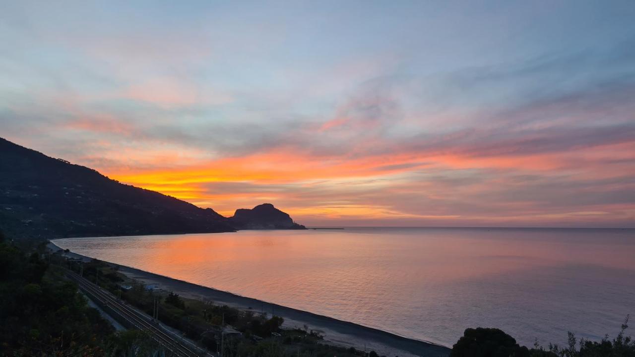 Ch Exclusive Apartments Cefalù Eksteriør bilde